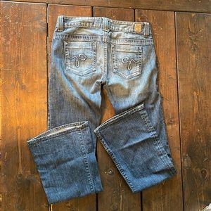 Guess jeans, ladies 28/31, flared leg, low rise